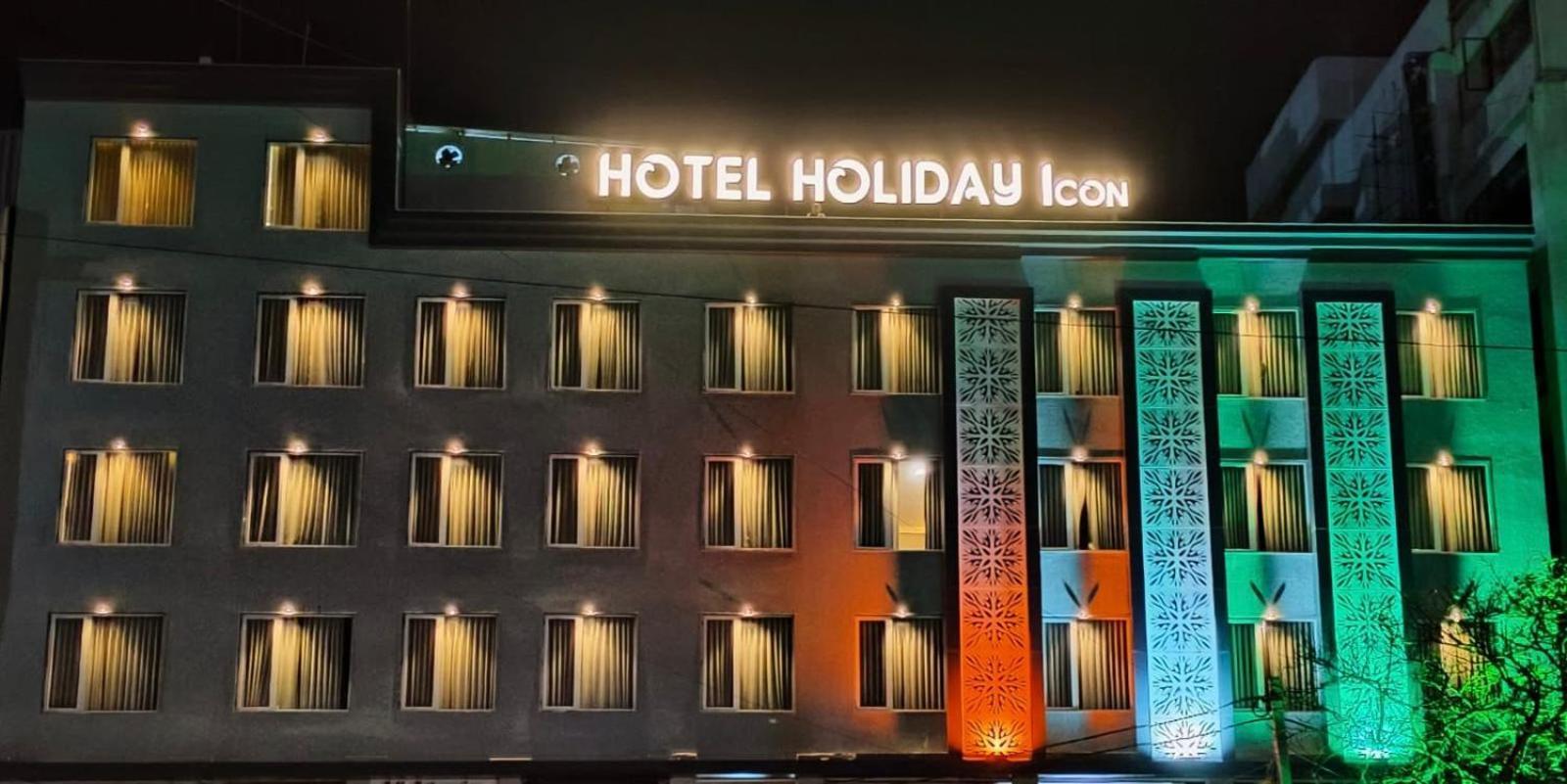 Hotel Holiday Icon Dwārka 外观 照片